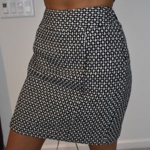 Banana Republic Black and White Pencil Skirt